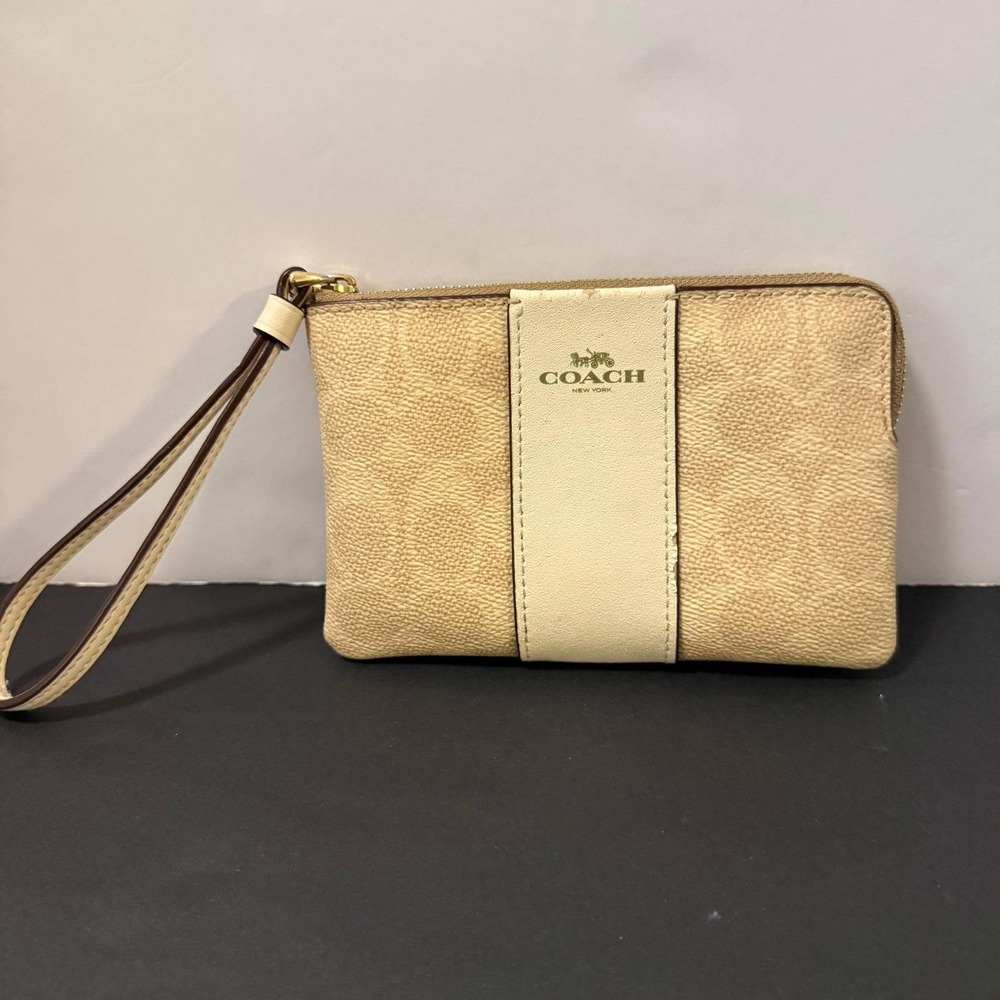 Coach Corner Zip Wristlet Signature Monogram Canvas Cream Leather Stripe 32496